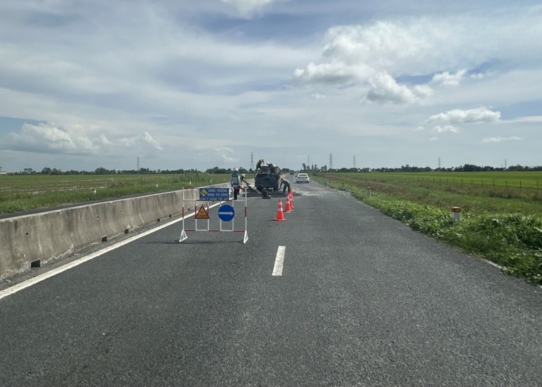 Hoàn thành nâng cấp tuyến Lộ Tẻ - Rạch Sỏi trước 31/12/2025- Ảnh 3. Hoàn thành nâng cấp tuyến Lộ Tẻ - Rạch Sỏi trước 31/12/2025- Ảnh 3.