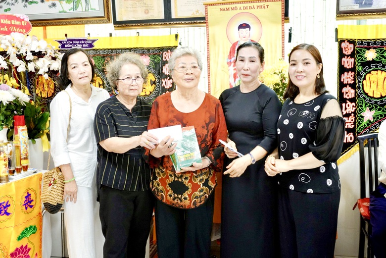 Bảo t&agrave;ng Biệt động S&agrave;i G&ograve;n - Gia Định tiếp nhận kỷ vật của cố Chủ tịch Cuba Fidel Castro- Ảnh 4.