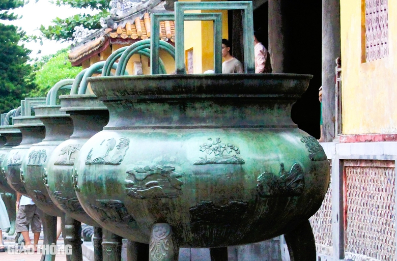 Kh&aacute;m ph&aacute; những bảo vật quốc gia bằng đồng, bia đ&aacute; tại Cố đ&ocirc; Huế- Ảnh 8.