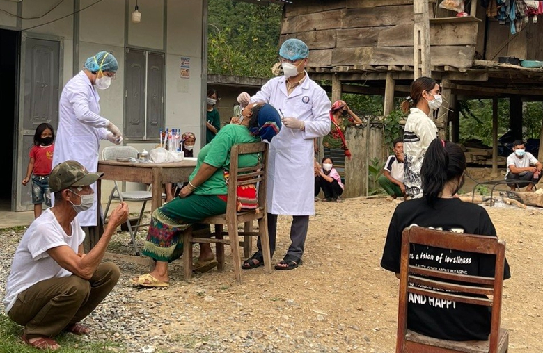 Cô gái 18 tuổi tử vong do bệnh bạch hầu tiếp xúc 119 người, Sở Y tế Nghệ An chỉ đạo khẩn- Ảnh 2. Cô gái 18 tuổi tử vong do bệnh bạch hầu tiếp xúc 119 người, Sở Y tế Nghệ An chỉ đạo khẩn- Ảnh 2.