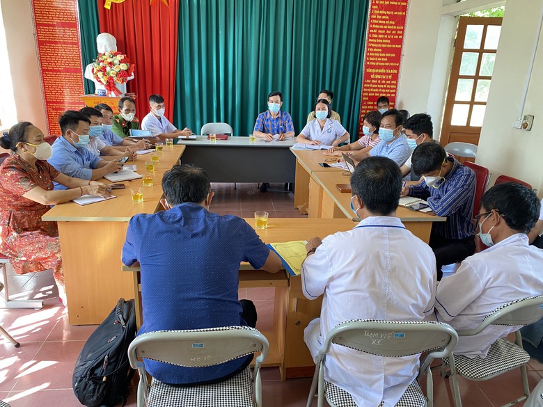 Cô gái 18 tuổi tử vong do bệnh bạch hầu tiếp xúc 119 người, Sở Y tế Nghệ An chỉ đạo khẩn- Ảnh 3. Cô gái 18 tuổi tử vong do bệnh bạch hầu tiếp xúc 119 người, Sở Y tế Nghệ An chỉ đạo khẩn- Ảnh 3.