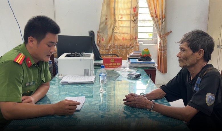 Vụ chém cả nhà em họ thương vong ở Quảng Ngãi: Khởi tố bị can tội giết người- Ảnh 1. Vụ chém cả nhà em họ thương vong ở Quảng Ngãi: Khởi tố bị can tội giết người- Ảnh 1.