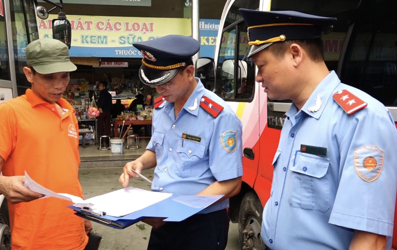Thẩm quyền xử phạt vi phạm của thanh tra giao th&ocirc;ng quy định thế n&agrave;o?- Ảnh 2.