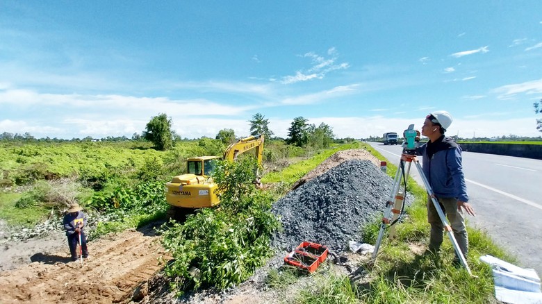 V&igrave; sao tuyến Cao L&atilde;nh - Lộ Tẻ chậm tiến độ?- Ảnh 1.