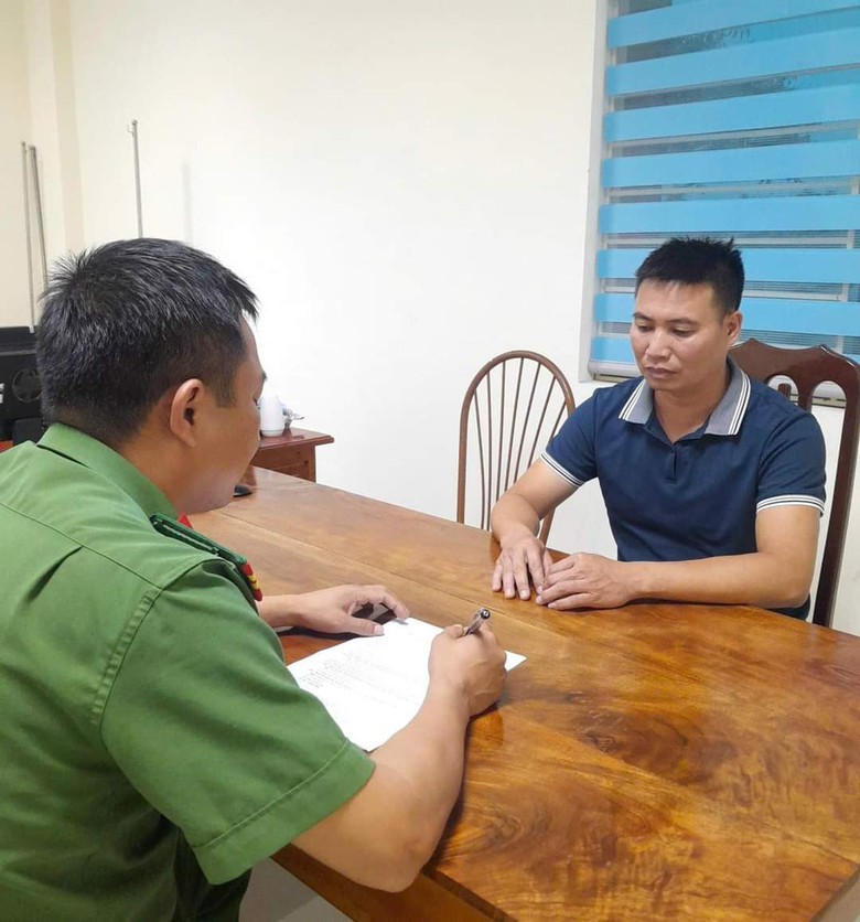 Bắt giam t&agrave;i xế cố t&igrave;nh đ&acirc;m xe v&agrave;o CSGT ở Tuy&ecirc;n Quang- Ảnh 2.