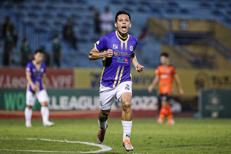 Ng&ocirc;i sao bị l&atilde;ng qu&ecirc;n ở tuyển Việt Nam được vinh danh tại giải ch&acirc;u &Aacute;- Ảnh 1.