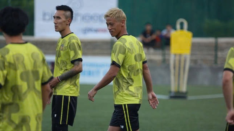 Cựu HLV Campuchia bất ngờ ra sân tại giải châu Á sau hơn 1.000 ngày giải nghệ- Ảnh 1. Cựu HLV Campuchia bất ngờ ra sân tại giải châu Á sau hơn 1.000 ngày giải nghệ- Ảnh 1.