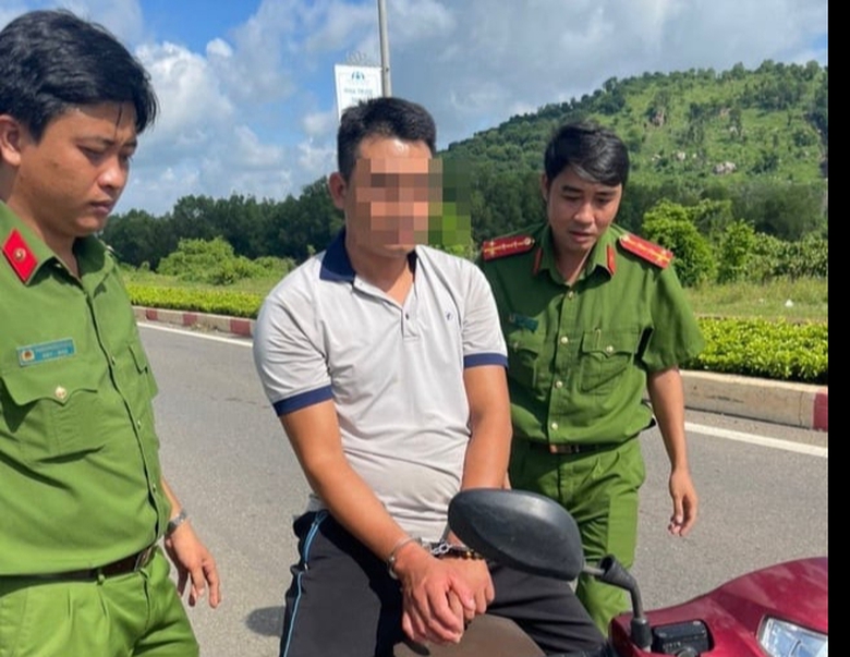 Điều tra vụ t&agrave;i xế xe tải chặn đường giở tr&ograve; đồi bại với c&ocirc; g&aacute;i trẻ- Ảnh 1.