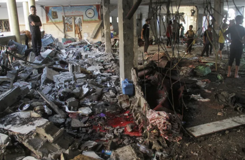 Xung đột Israel - Hamas leo thang, gần 500 trường học ở Dải Gaza nằm dưới mưa bom bão đạn- Ảnh 1. Xung đột Israel - Hamas leo thang, gần 500 trường học ở Dải Gaza nằm dưới mưa bom bão đạn- Ảnh 1.