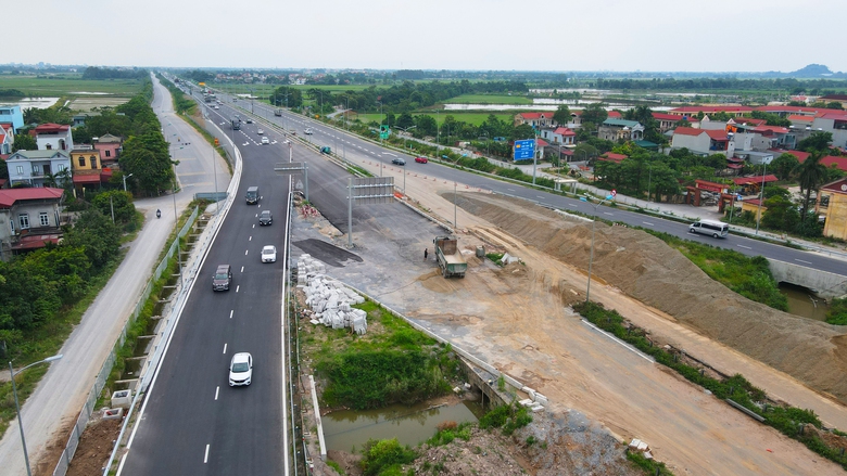 Bước chuyển quan trọng ở Dự &aacute;n n&uacute;t giao đa tầng 1.400 tỷ đồng ở H&agrave; Nam- Ảnh 2.