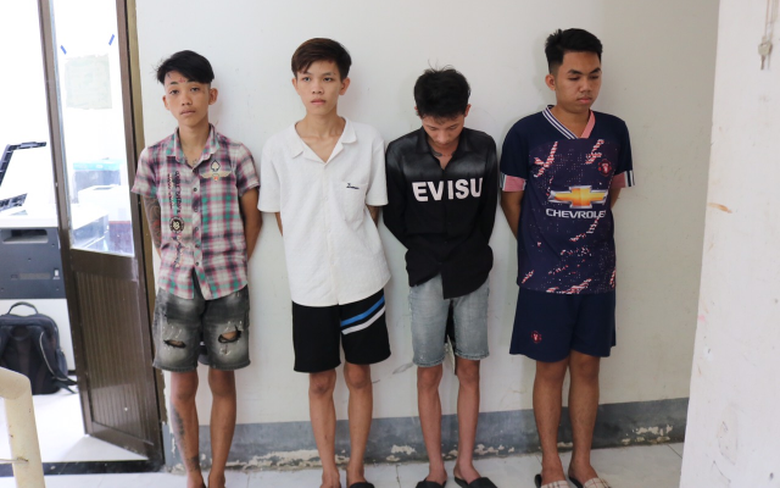 Nhóm thanh thiếu niên ở Kiên Giang lấy trộm gần 100 đồng hồ nước của người dân- Ảnh 1. Nhóm thanh thiếu niên ở Kiên Giang lấy trộm gần 100 đồng hồ nước của người dân- Ảnh 1.