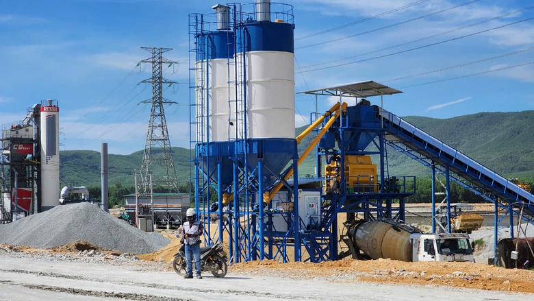 Sẵn s&agrave;ng thảm nhựa cao tốc Quảng Ng&atilde;i - Ho&agrave;i Nhơn- Ảnh 3.