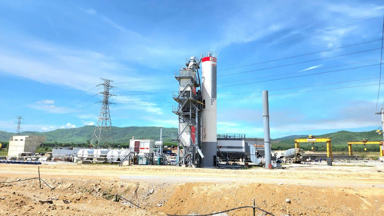 Sẵn s&agrave;ng thảm nhựa cao tốc Quảng Ng&atilde;i - Ho&agrave;i Nhơn- Ảnh 8.