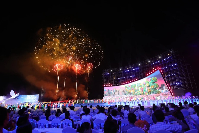 T&ugrave;ng Dương, Anh Thơ sẽ biểu diễn tại chương tr&igrave;nh &ldquo;Bản h&ugrave;ng ca bất diệt&rdquo;- Ảnh 1.