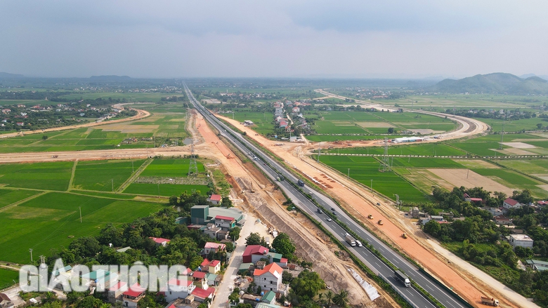Dự án đường hành lang gần 3.600 tỷ ở Hà Nam chạy đua về đích- Ảnh 5. Dự án đường hành lang gần 3.600 tỷ ở Hà Nam chạy đua về đích- Ảnh 5.