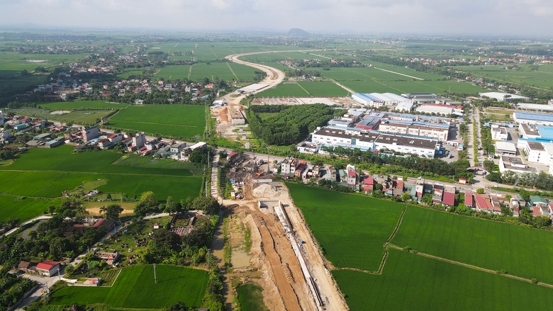 Dự án đường hành lang gần 3.600 tỷ ở Hà Nam chạy đua về đích- Ảnh 20. Dự án đường hành lang gần 3.600 tỷ ở Hà Nam chạy đua về đích- Ảnh 20.