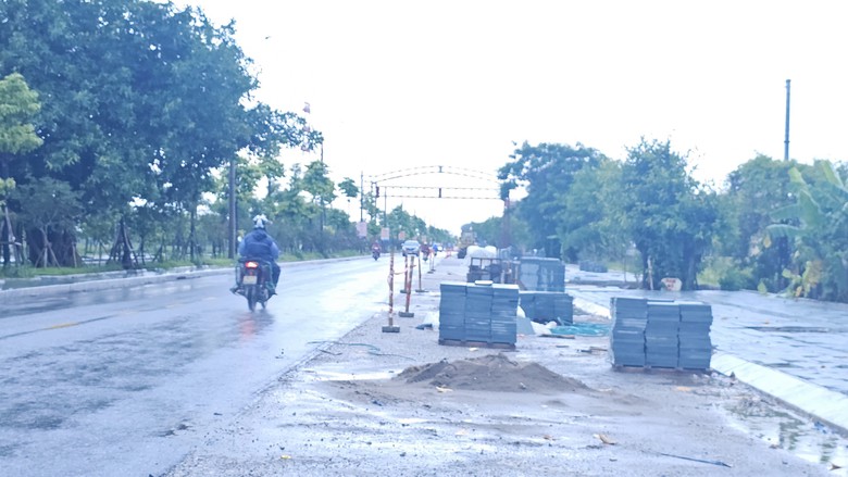 Hiểm nguy r&igrave;nh rập tại dự &aacute;n n&acirc;ng cấp đường tỉnh 392B- Ảnh 3.