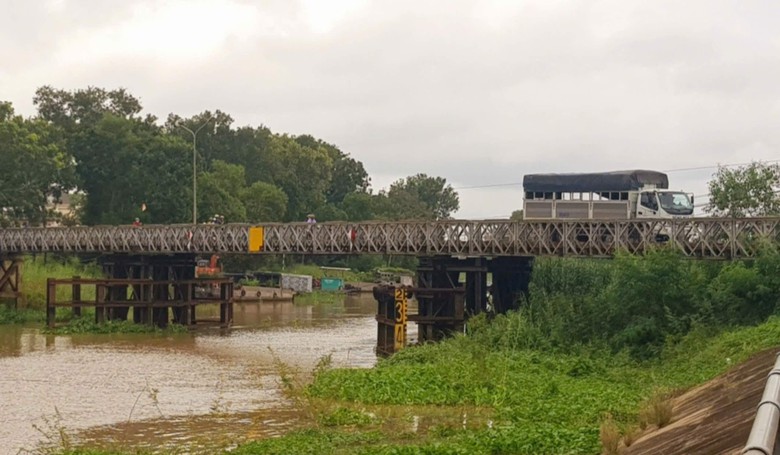 Long An: Gần 290 tỷ đồng x&acirc;y cầu b&ecirc; t&ocirc;ng thay thế cầu sắt v&ugrave;ng bi&ecirc;n giới- Ảnh 1.