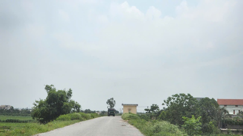 Th&aacute;i B&igrave;nh cấm c&aacute;c loại xe cơ giới đi tr&ecirc;n đ&ecirc;- Ảnh 1.