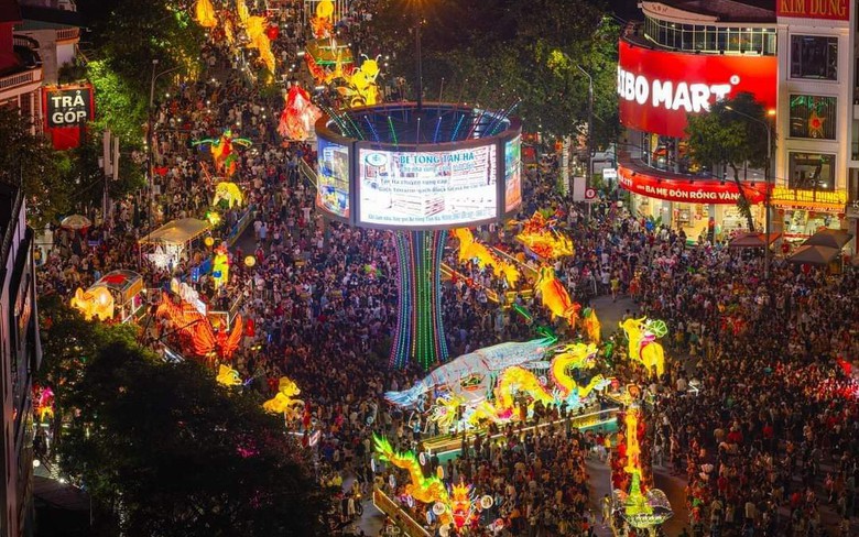 Dừng tổ chức lễ hội Th&agrave;nh Tuy&ecirc;n, tập trung ph&ograve;ng chống lụt b&atilde;o