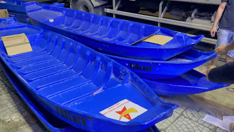 Tấm l&ograve;ng người d&acirc;n TP.HCM hướng về miền Bắc- Ảnh 2.