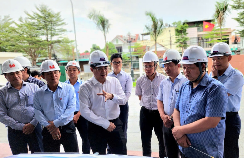 Quảng Ng&atilde;i tăng tốc đưa 2 c&ocirc;ng tr&igrave;nh trọng điểm về đ&iacute;ch vượt tiến độ- Ảnh 2.