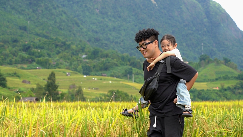 Rapper Phong Windy đưa con g&aacute;i 5 tuổi l&ecirc;n Sa Pa trải nghiệm- Ảnh 4.