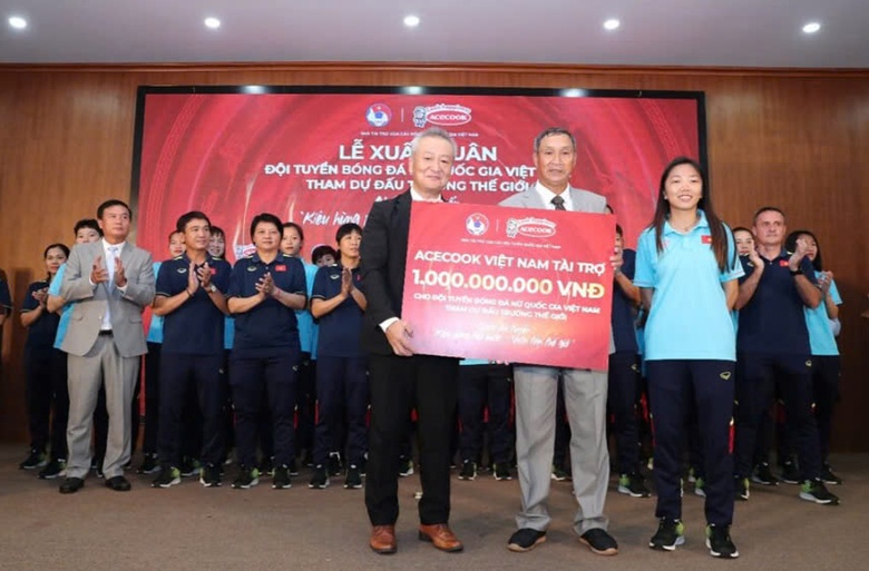Ph&aacute;t triển b&oacute;ng đ&aacute; Việt Nam to&agrave;n diện cần sự chung tay của cả hệ thống- Ảnh 2.