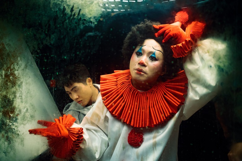 MV ''Đ&agrave;n &ocirc;ng kh&ocirc;ng cần kh&oacute;c'' của T&ugrave;ng Dương khiến nhiều người xem x&uacute;c động- Ảnh 5.