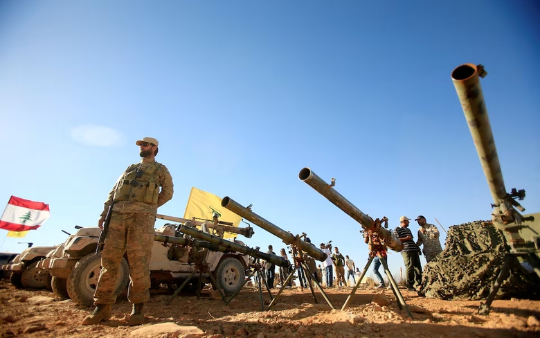 Tuy&ecirc;n bố tấn c&ocirc;ng đ&aacute;p trả Israel, Hezbollah sở hữu những loại vũ kh&iacute; g&igrave;?