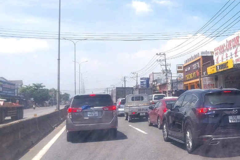 Li&ecirc;n tục đ&oacute;ng, mở c&aacute;c n&uacute;t giao v&agrave;o cao tốc Long Th&agrave;nh để tr&aacute;nh &ugrave;n tắc- Ảnh 2.