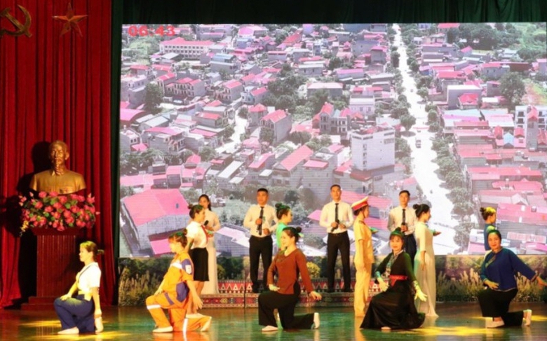 110 người tham gia hội thi tuy&ecirc;n truyền ATGT tỉnh Lạng Sơn bằng s&acirc;n khấu h&oacute;a