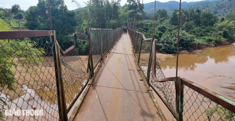 Kon Tum: Cả trăm cầu tạm, cầu d&acirc;n sinh xuống cấp, mất an to&agrave;n m&ugrave;a mưa lũ- Ảnh 3.