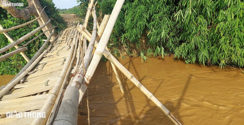 Kon Tum: Cả trăm cầu tạm, cầu d&acirc;n sinh xuống cấp, mất an to&agrave;n m&ugrave;a mưa lũ- Ảnh 5.