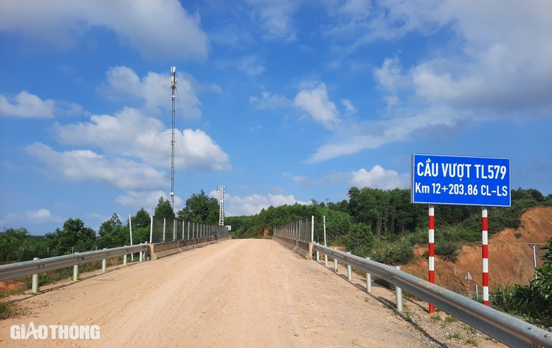 Quảng Trị kiến nghị bổ sung cao tốc Cam Lộ - Lao Bảo v&agrave;o danh mục vốn 2026 - 2030- Ảnh 1.