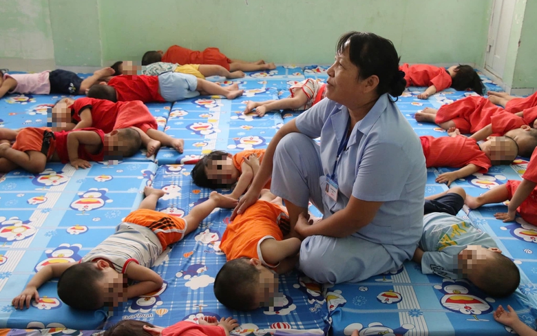 Th&ocirc;ng tin mới nhất vụ bạo h&agrave;nh trẻ ở M&aacute;i ấm Hoa Hồng