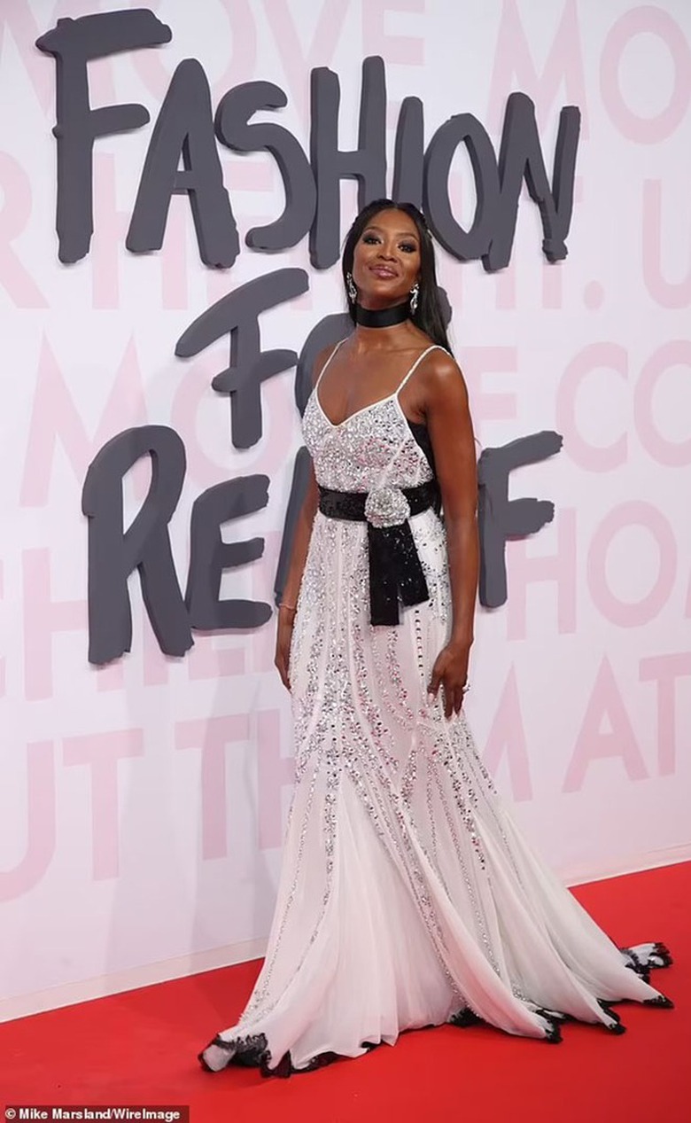 Naomi Campbell bị cấm l&agrave;m từ thiện: "T&ocirc;i đ&atilde; kh&ocirc;ng kiểm so&aacute;t được"- Ảnh 3.