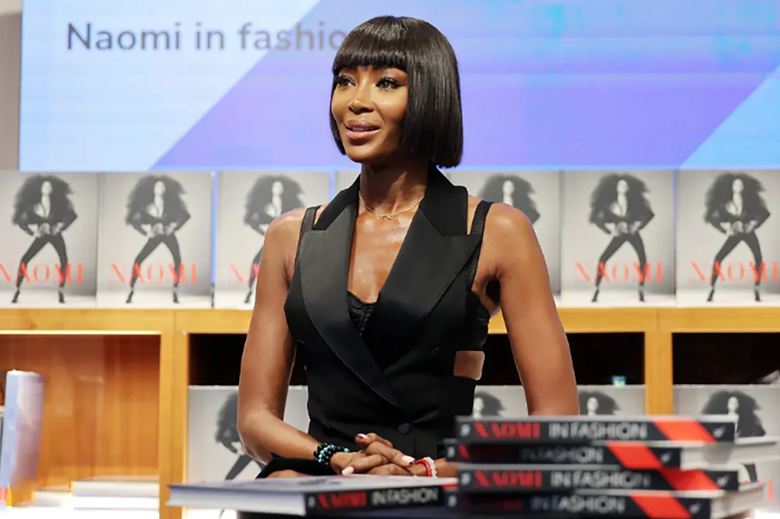 Naomi Campbell bị cấm l&agrave;m từ thiện: "T&ocirc;i đ&atilde; kh&ocirc;ng kiểm so&aacute;t được"- Ảnh 1.