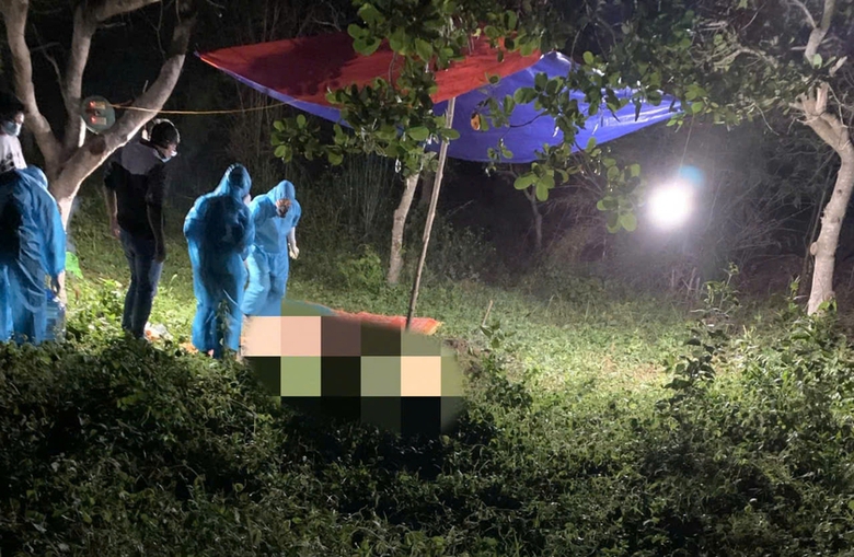 Gia Lai: Phát hiện thi thể người phụ nữ bị vùi trong vườn điều- Ảnh 1. Gia Lai: Phát hiện thi thể người phụ nữ bị vùi trong vườn điều- Ảnh 1.