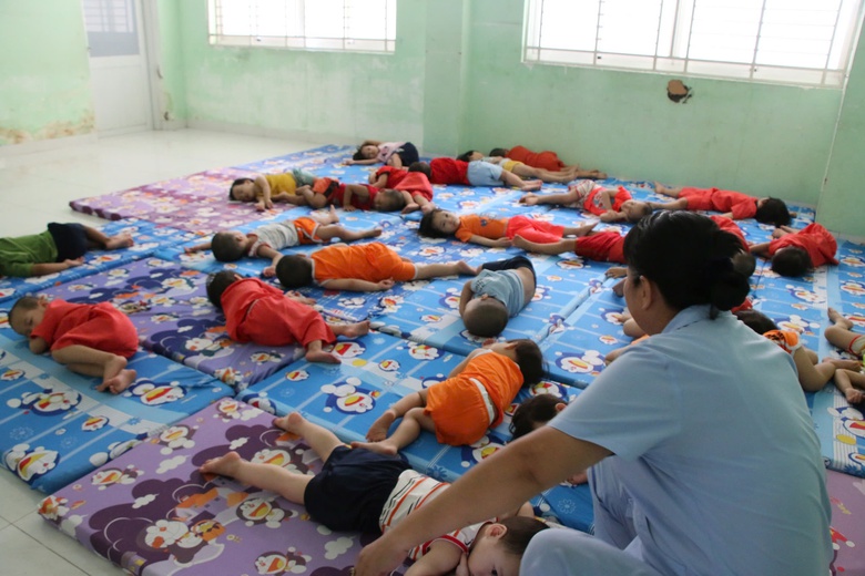 Kh&ocirc;ng n&oacute;ng vội trong xử l&yacute; vụ bạo h&agrave;nh tại M&aacute;i ấm Hoa Hồng- Ảnh 1.