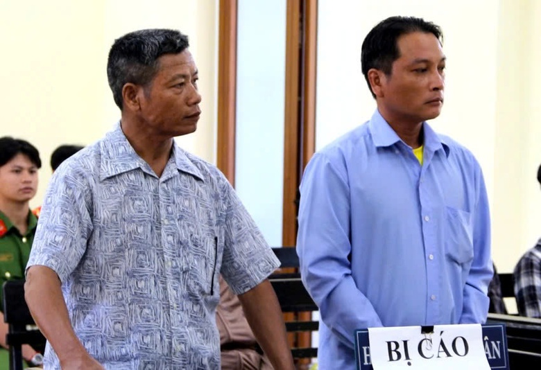 Nhận 50 triệu đồng của đối tượng phá rừng, cán bộ kiểm lâm lãnh án tù- Ảnh 1. Nhận 50 triệu đồng của đối tượng phá rừng, cán bộ kiểm lâm lãnh án tù- Ảnh 1.