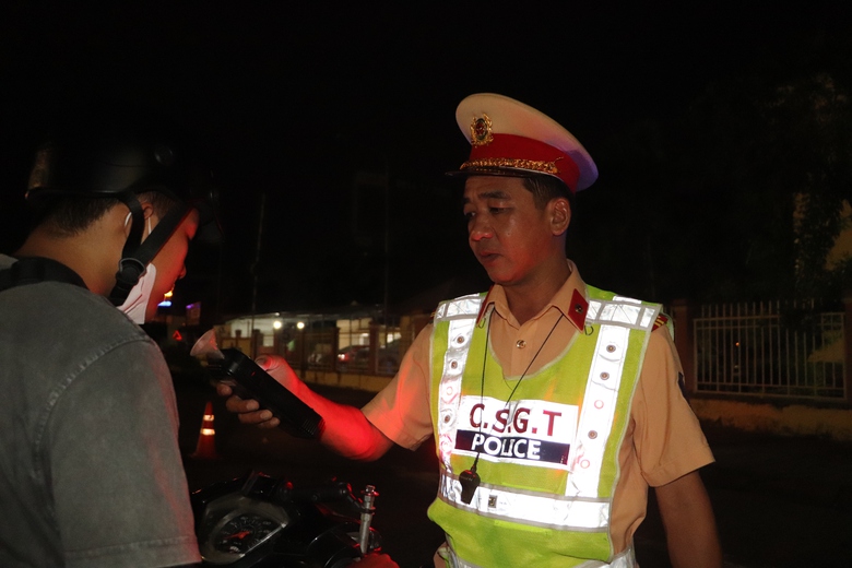 Để người d&acirc;n Cần Thơ c&oacute; kỳ nghỉ lễ an to&agrave;n- Ảnh 3.