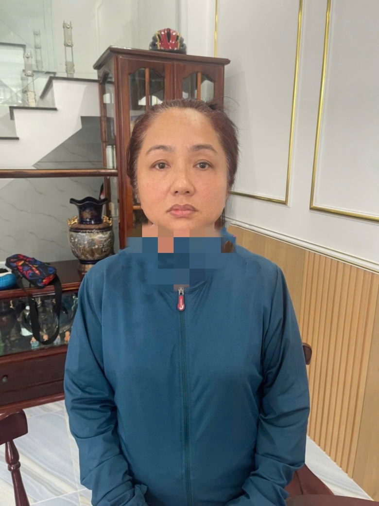 Khởi tố, bắt tạm giam 2 bảo mẫu tại M&aacute;i ấm Hoa Hồng- Ảnh 3.