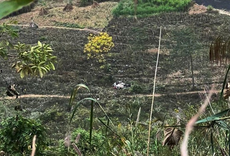 Hiện trường vụ tai nạn - Ảnh: TTXVN. Hiện trường vụ tai nạn - Ảnh: TTXVN.