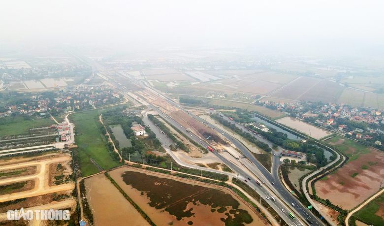 L&agrave;m xuy&ecirc;n Tết, quyết đưa n&uacute;t giao đa tầng 1.400 tỷ ở H&agrave; Nam về đ&iacute;ch trước 4 th&aacute;ng- Ảnh 2.