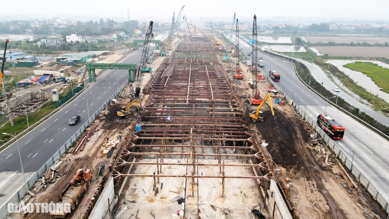 L&agrave;m xuy&ecirc;n Tết, quyết đưa n&uacute;t giao đa tầng 1.400 tỷ ở H&agrave; Nam về đ&iacute;ch trước 4 th&aacute;ng- Ảnh 1.