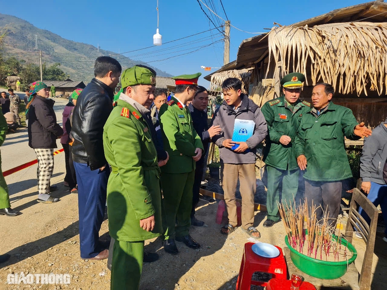 Xe tải lao nhà dân, 6 người chết ở Nghệ An: Kết quả nồng độ cồn, ma túy của tài xế- Ảnh 3. Xe tải lao nhà dân, 6 người chết ở Nghệ An: Kết quả nồng độ cồn, ma túy của tài xế- Ảnh 3.