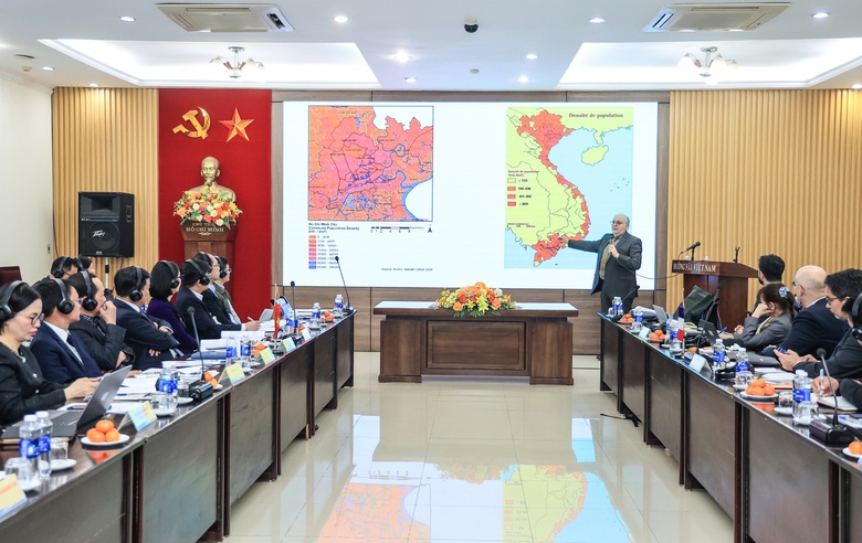 Ph&aacute;p chia sẻ kinh nghiệm đầu tư, khai th&aacute;c đường sắt- Ảnh 3.