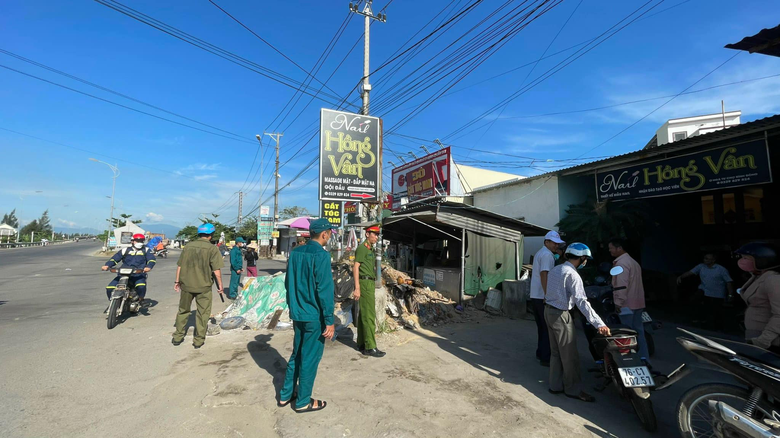 Quảng Ngãi: Nỗ lực xóa điểm đen, điểm tiềm ẩn tai nạn ở khu kinh tế Dung Quất- Ảnh 5. Quảng Ngãi: Nỗ lực xóa điểm đen, điểm tiềm ẩn tai nạn ở khu kinh tế Dung Quất- Ảnh 5.