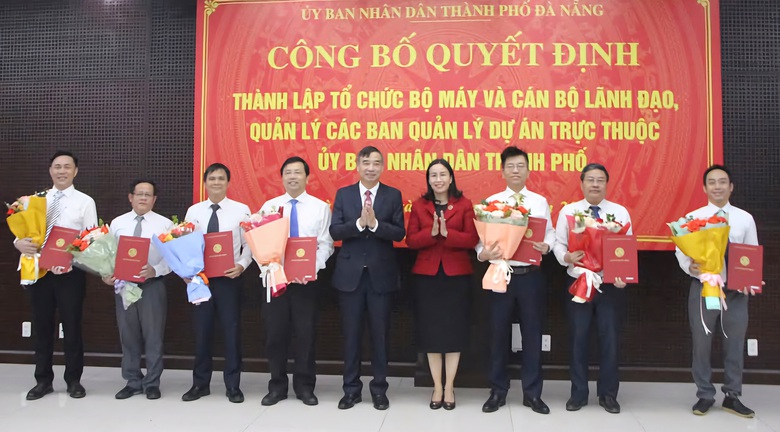 Đà Nẵng hợp nhất các Ban Quản lý dự án, hai giám đốc nghỉ hưu trước tuổi- Ảnh 1. Đà Nẵng hợp nhất các Ban Quản lý dự án, hai giám đốc nghỉ hưu trước tuổi- Ảnh 1.
